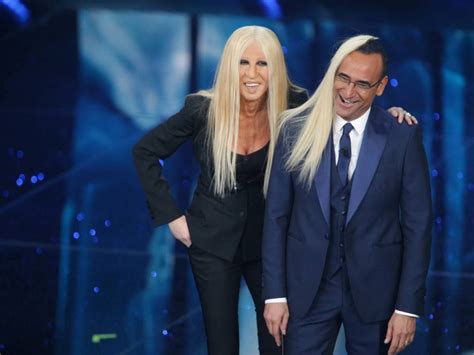 reazione donatella versace sanremo|Sanremo, la graffiante Donatella Versace di Virginia Raffaele.